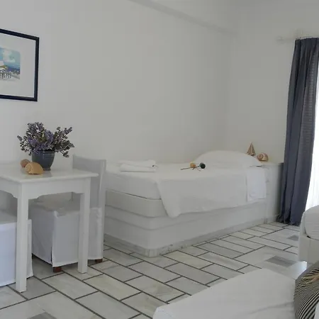 Nissiotiko & Apartmán Drios